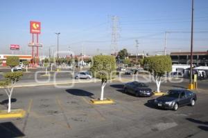 ESTACIONAMIENTOS PLAZAS COMERCIALES