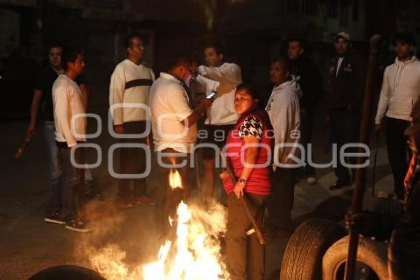 VECINOS SE ORGANIZAN CONTRA SAQUEADORES