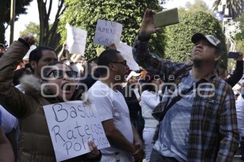 MANIFESTACIÓN CONTRA EL GASOLINAZO