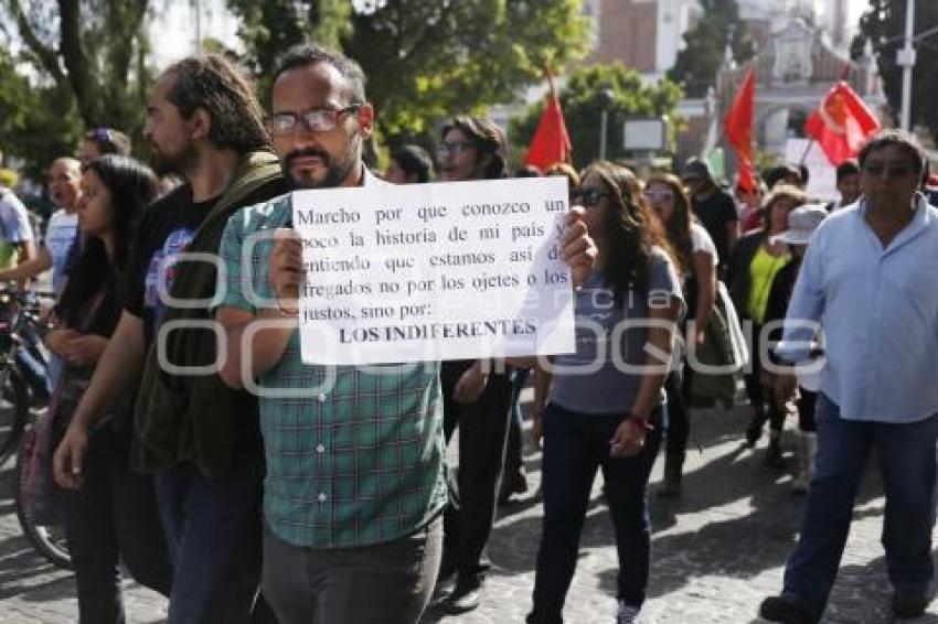 MANIFESTACIÓN ESTUDIANTES