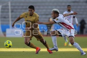 FÚTBOL . LOBOS VS DORADOS