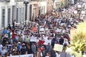 MEGA MARCHA CONTRA EL GASOLINAZO