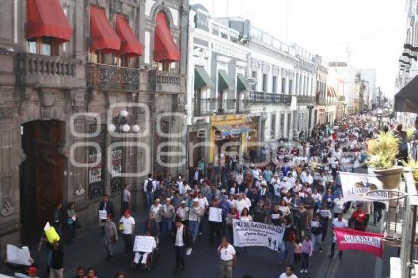 MEGA MARCHA CONTRA EL GASOLINAZO