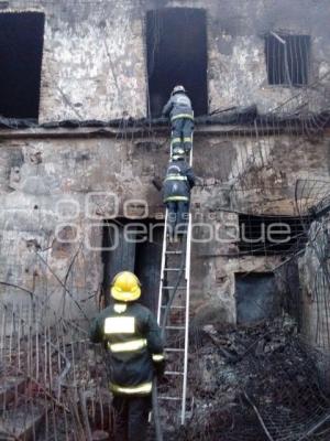 INCENDIO TIENDA DISFRACES LA OVEJA