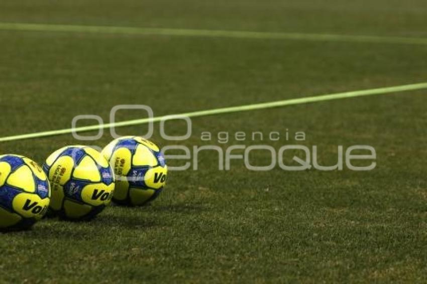 FÚTBOL . CLUB PUEBLA VS ATLAS