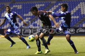 FÚTBOL . CLUB PUEBLA VS ATLAS