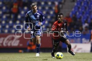 FÚTBOL . CLUB PUEBLA VS ATLAS