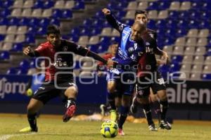 FÚTBOL . CLUB PUEBLA VS ATLAS