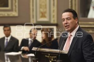 ENTREGA DE BECAS ÁNGELES ESPINOSA YGLESIAS