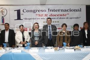 CONGRESO INTERNACIONAL SER DOCENTE . CENHCH