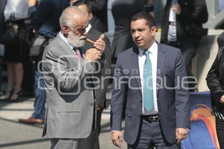 TOMA DE PROTESTA . ANTONIO GALI