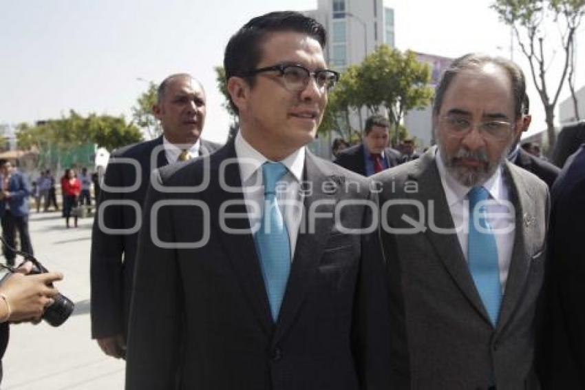 TOMA DE PROTESTA . ANTONIO GALI
