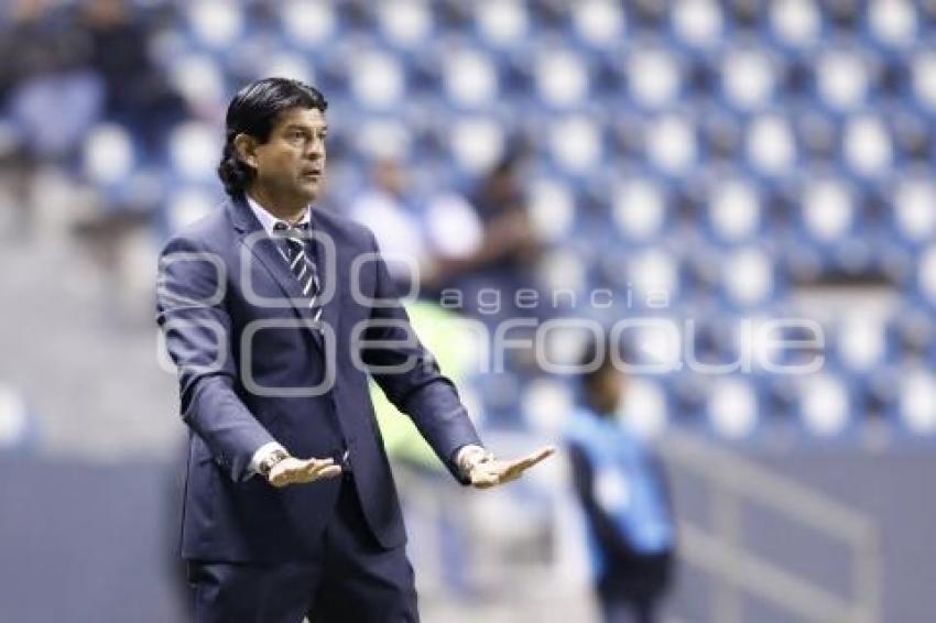 FÚTBOL . CLUB PUEBLA VS ATLAS