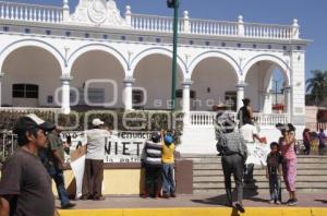 MARCHA CONTRA EL GASOLINAZO . ACATLÁN