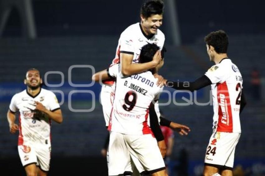 FÚTBOL . LOBOS VS CIMARRONES