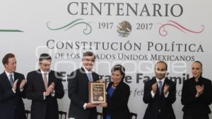 ENTREGA FACSÍMIL CONSTITUCIÓN MEXICANA