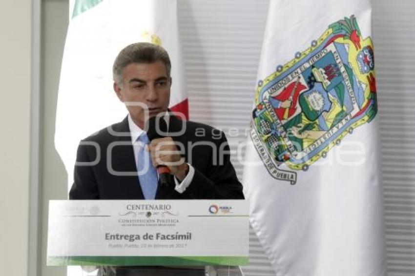 ENTREGA FACSÍMIL CONSTITUCIÓN MEXICANA