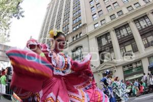 NUEVA YORK . MEXICANOS