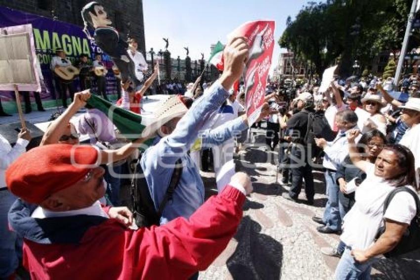 CONFRONTACIÓN EN EL ZÓCALO