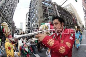 NUEVA YORK . MEXICANOS