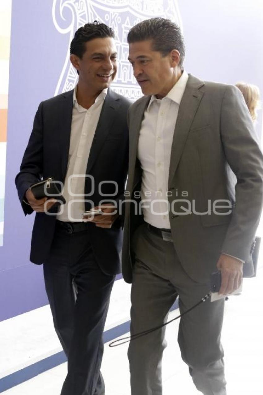 MARTÍNEZ - CRUZ BERMÚDEZ