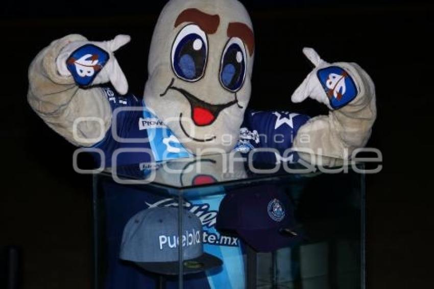 FÚTBOL . CLUB PUEBLA GORRAS