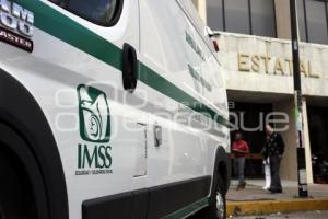 IMSS . ENTREGA AMBULANCIAS