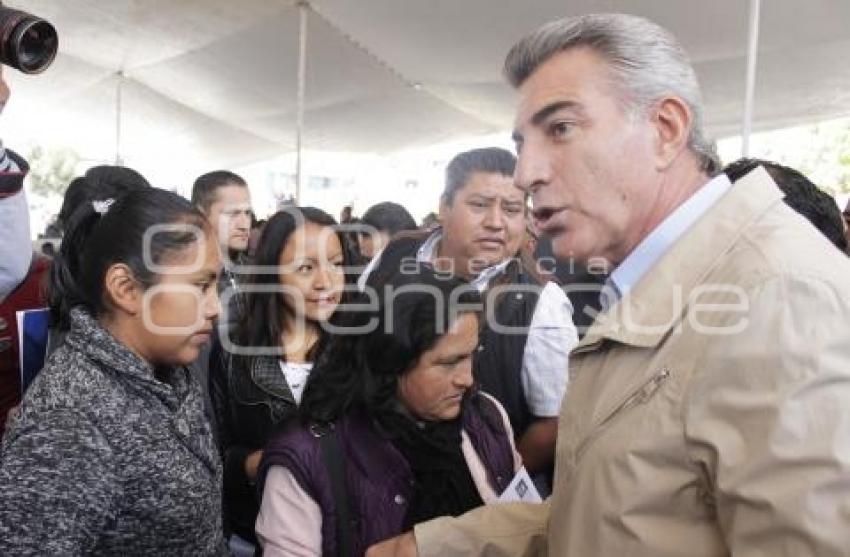 ENTREGA DE ESCRITURAS . ANTONIO GALI