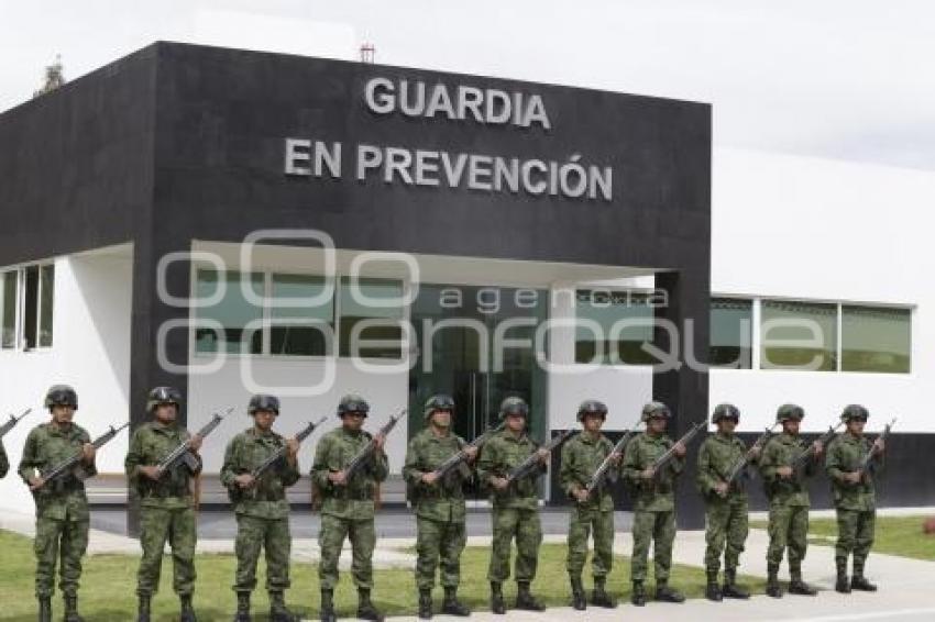 ENRIQUE PEÑA NIETO . ESCUELA MILITAR DE SARGENTOS