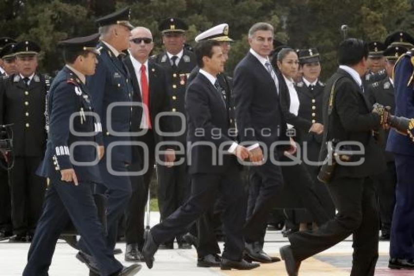 ENRIQUE PEÑA NIETO . ESCUELA MILITAR DE SARGENTOS