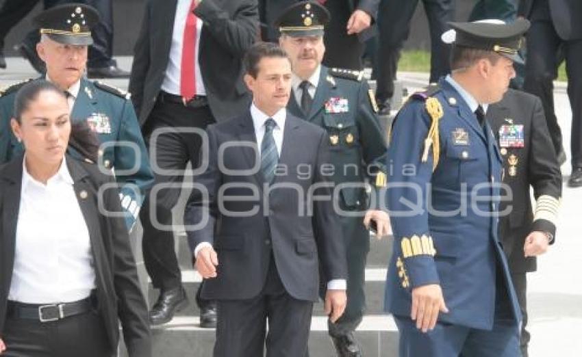 ENRIQUE PEÑA NIETO . ESCUELA MILITAR DE SARGENTOS