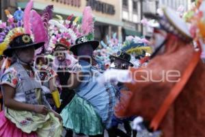 DESFILE DE HUEHUES