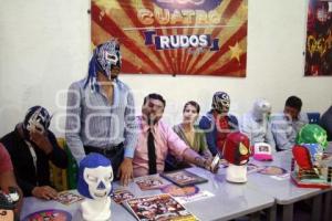 LUCHA LIBRE . UNCANNY