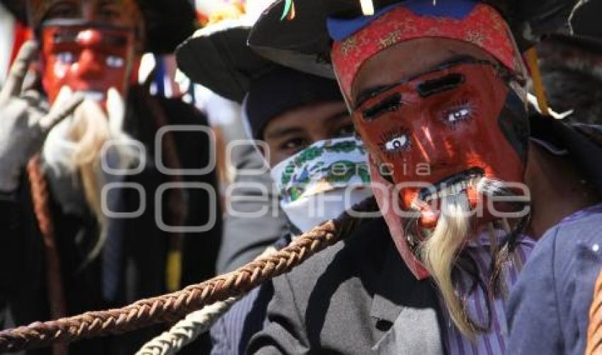 CARNAVAL . SAN NICOLÁS TETITZINTLA