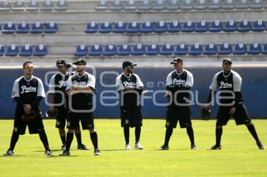 PRETEMPORADA . PERICOS DE PUEBLA