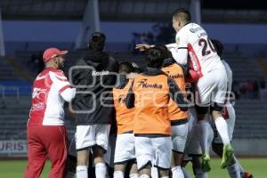 FÚTBOL . LOBOS VS ZACATEPEC