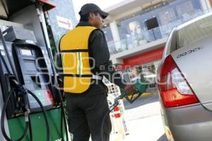 BAJA PRECIO GASOLINA