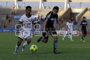 FÚTBOL . LOBOS VS ZACATEPEC