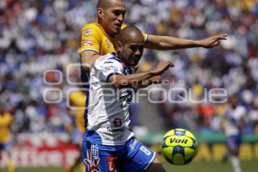 FÚTBOL . CLUB PUEBLA VS TIGRES