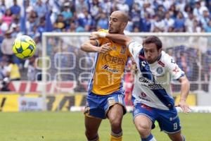 FÚTBOL . CLUB PUEBLA VS TIGRES