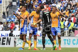 FÚTBOL . CLUB PUEBLA VS TIGRES