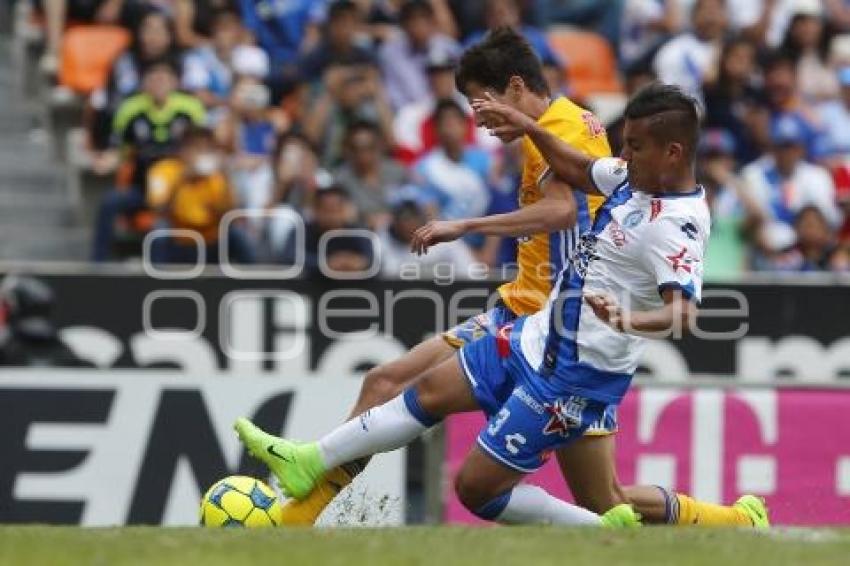 FÚTBOL . CLUB PUEBLA VS TIGRES