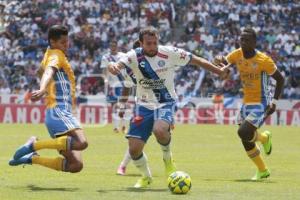 FÚTBOL . CLUB PUEBLA VS TIGRES