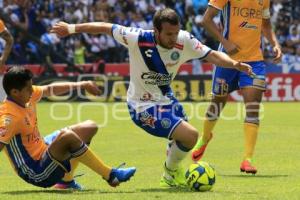 FÚTBOL . CLUB PUEBLA VS TIGRES