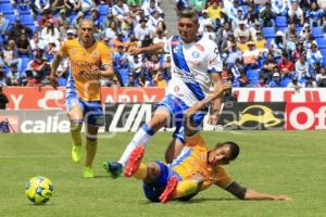 FÚTBOL . CLUB PUEBLA VS TIGRES