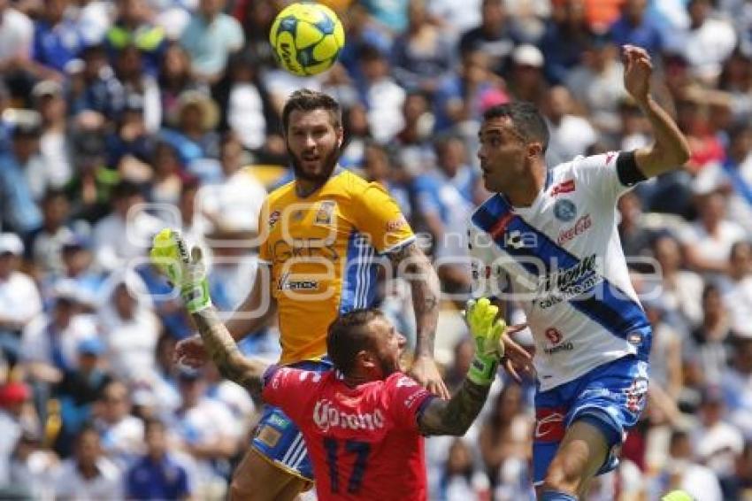 FÚTBOL . CLUB PUEBLA VS TIGRES