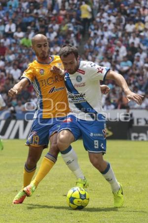 FÚTBOL . CLUB PUEBLA VS TIGRES