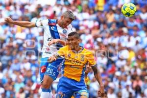 FÚTBOL . CLUB PUEBLA VS TIGRES