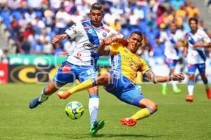 FÚTBOL . CLUB PUEBLA VS TIGRES