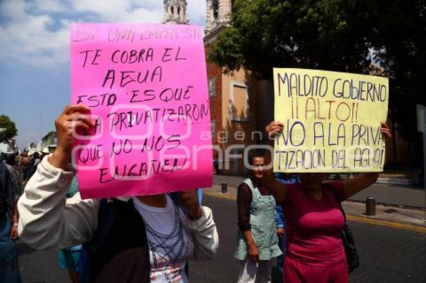 MARCHA CONTRA LA PRIVATIZACIÓN DEL AGUA